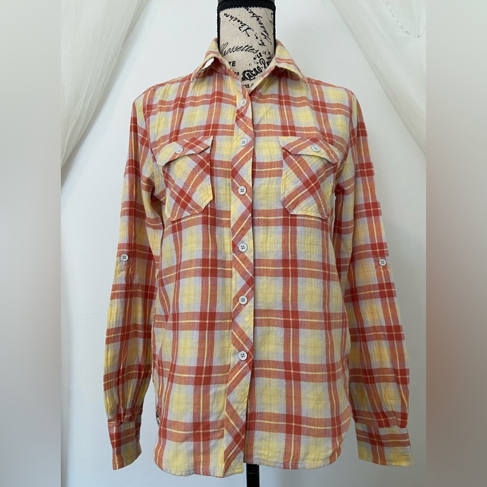 BDG Plaid Long Sleeve Button Down Shirt
